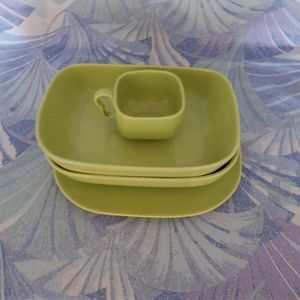 4 pc olive accent dishes
